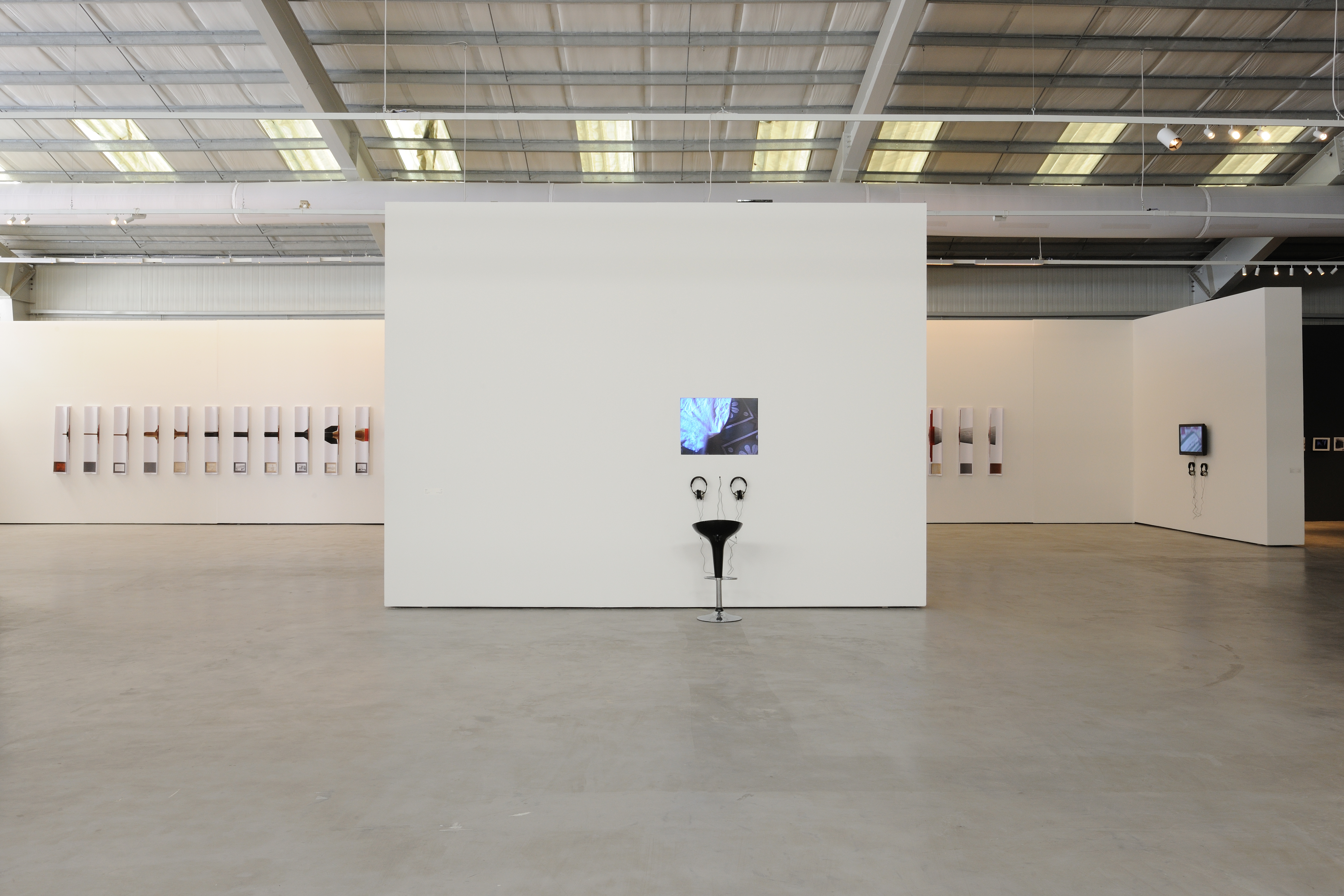 Joana Hadjithomas & Khalil Joreige - How soon is now : a Tribute to Dreamers