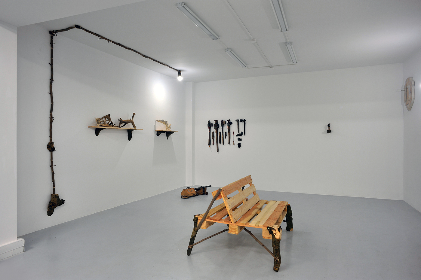 Laurent Tixador - Electroplatane - Exhibition view Galerie in situ - Fabienne Leclerc, Paris
